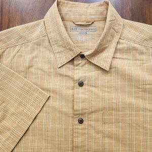 5.11 Tactical Series Shirt Sz Medium Tan Plaid Snap Up Covert Conceal Carry CCW